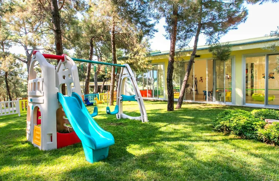 Peninsula Pine Club Boutique Hotel & Spa-1